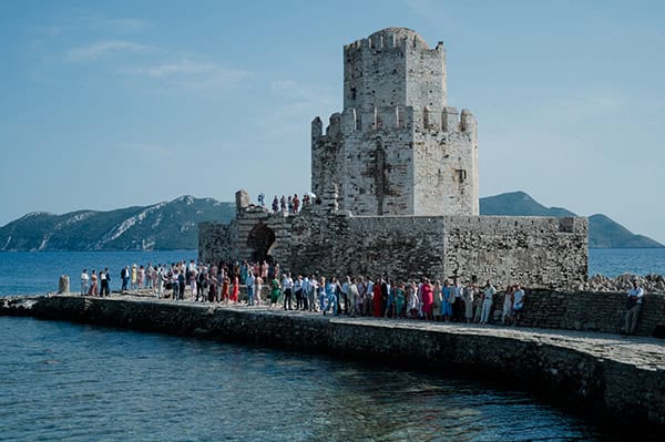 lovely-summer-wedding-methoni-castle_26x