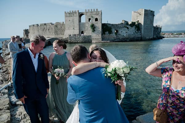 lovely-summer-wedding-methoni-castle_30