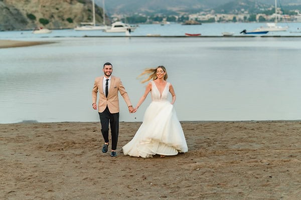 outdoor-summer-wedding-athens-white-callas_03
