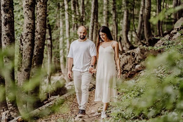 romantic-prewedding-shoot-lake_08