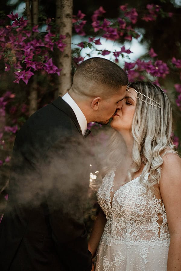 romantic-summer-wedding-ktima-kleopatra-flowers-somon-hues_12