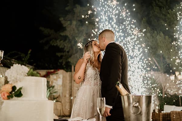 romantic-summer-wedding-ktima-kleopatra-flowers-somon-hues_21