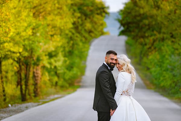 romantic-summer-wedding-thessaloniki-blooms-yellow-light-tones_04