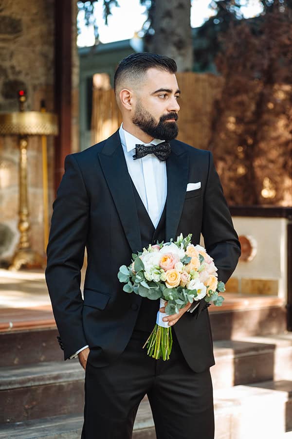 romantic-summer-wedding-thessaloniki-blooms-yellow-light-tones_07