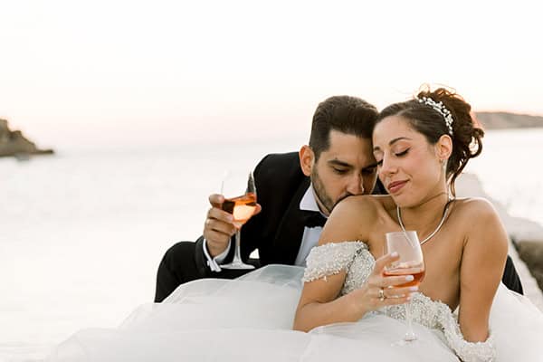 romantic-summer-wedding-white-hues_18