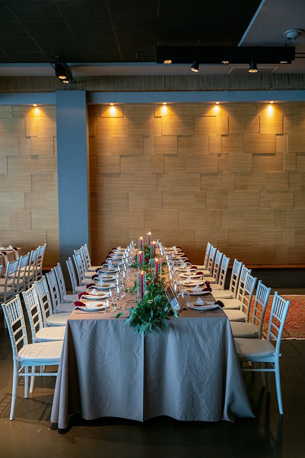 romantic-winter-wedding-patra-red-white-roses_69