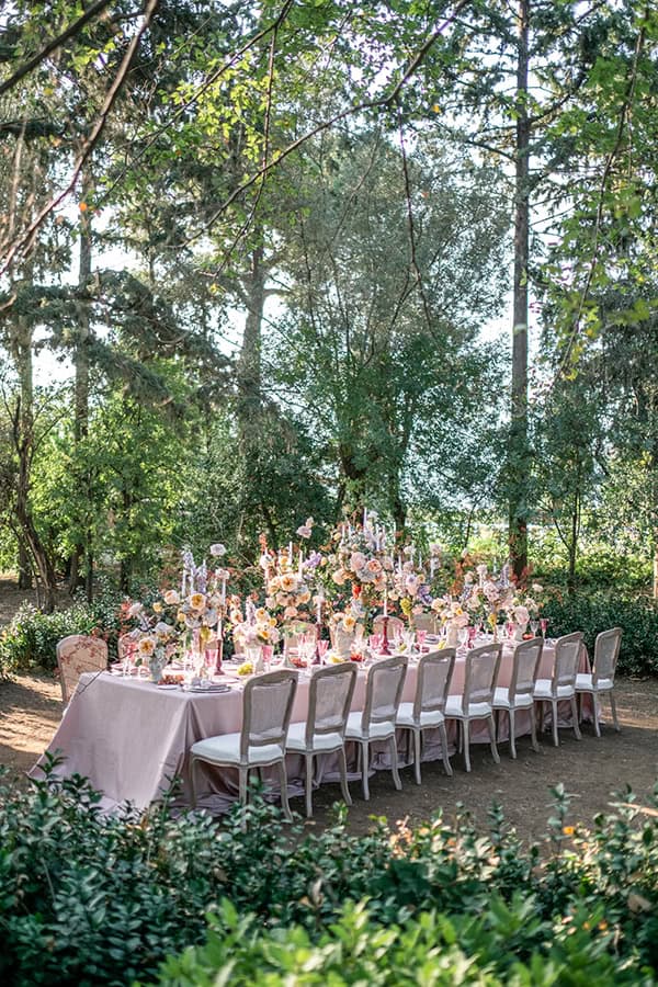 spring-styled-shoot-athens-beautiful-florals-romantic-vibes_09