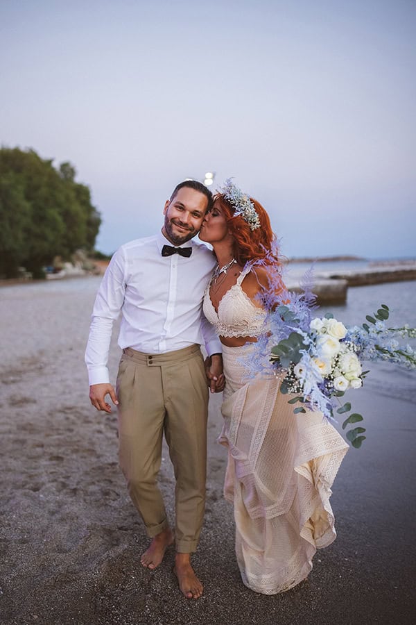 summer-wedding-athens-boho-mood-white-light-blue-blooms_39