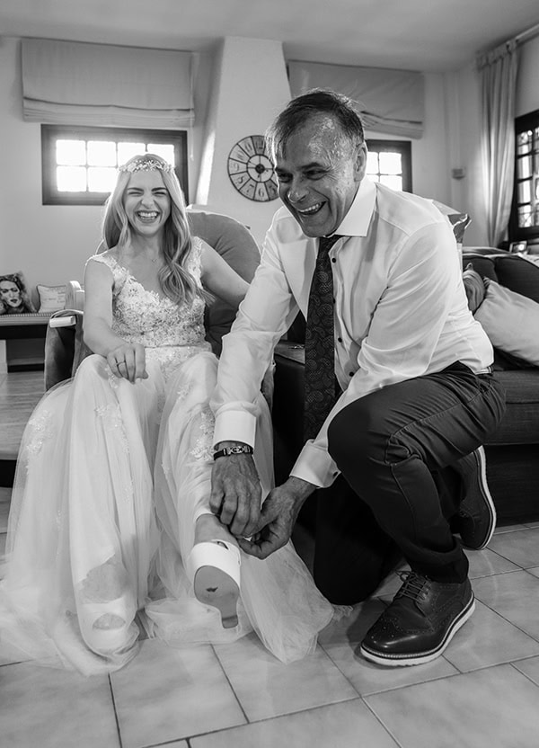 summer-wedding-baptism-athens-roses-hydrangeas-romantic-tones_07