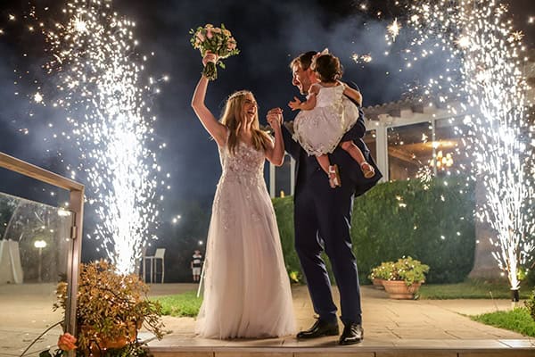 summer-wedding-baptism-athens-roses-hydrangeas-romantic-tones_21