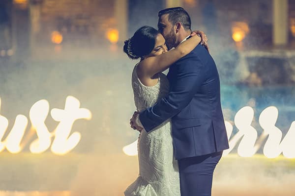 summer-wedding-beautiful-white-roses_21