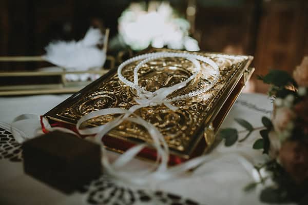 summer-wedding-evgenios-hills-romantic-blooms-pampas-grass_18
