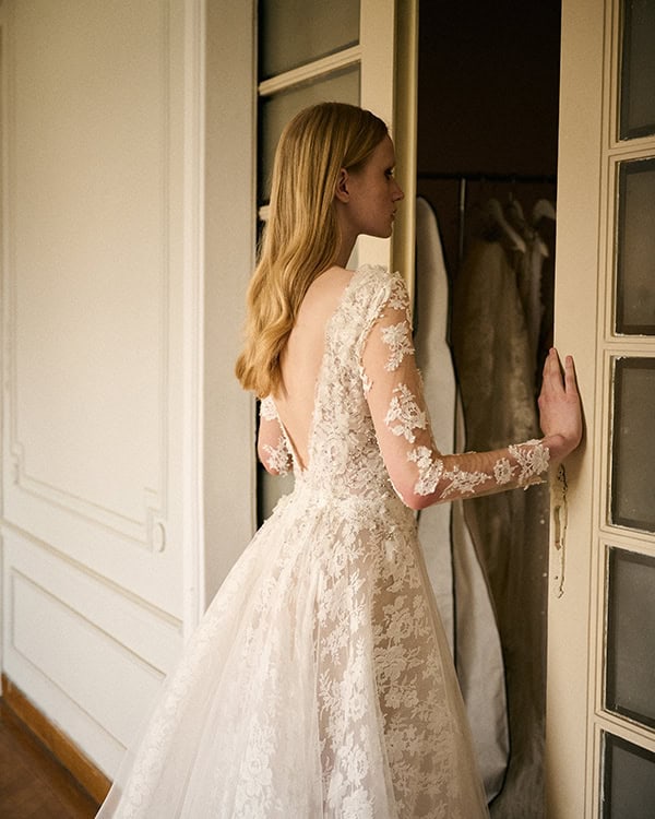 utterly-elegant-wedding-dresses-mairi-mparola_05