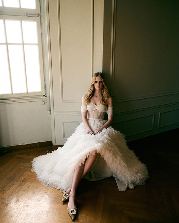 utterly-elegant-wedding-dresses-mairi-mparola_10