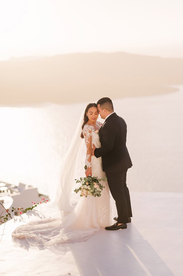 utterly-romantic-wedding-dreamy-santorini_20