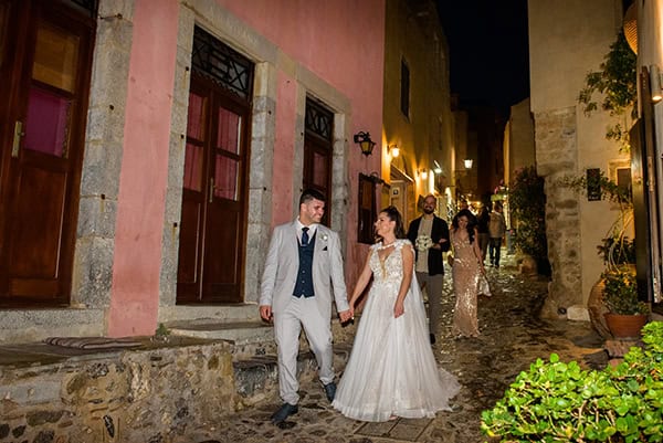 utterly-romantic-wedding-ktima-petra-white-roses-peonies-lysianthus_16