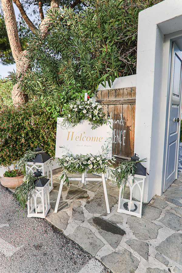all-white-fall-wedding-athens-romantic-blooms-olive-leaves_02