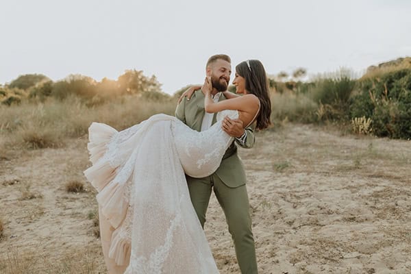 beautiful-wedding-kavala-white-roses-gold-details_01x