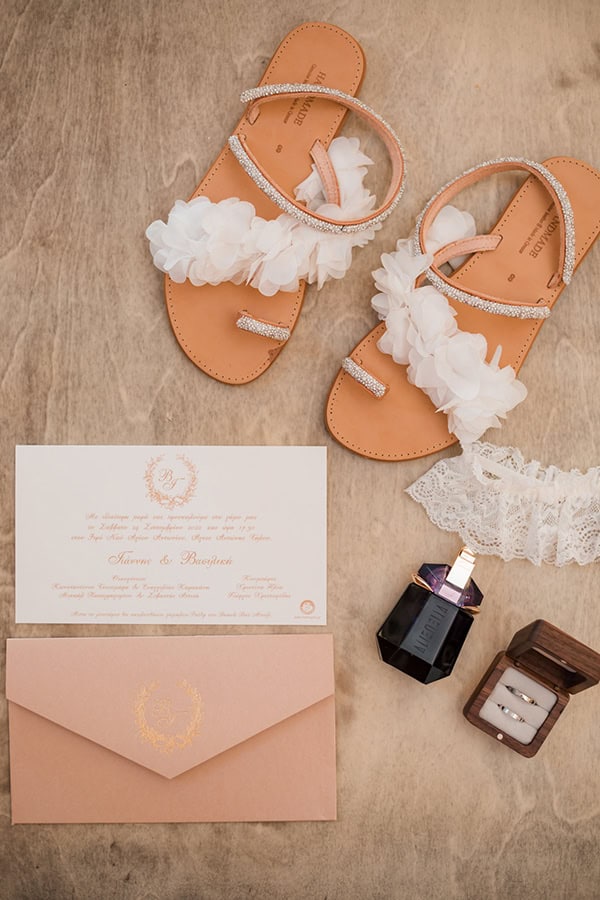 boho-fall-wedding-tilos-pampas-grass-peach-hues_07