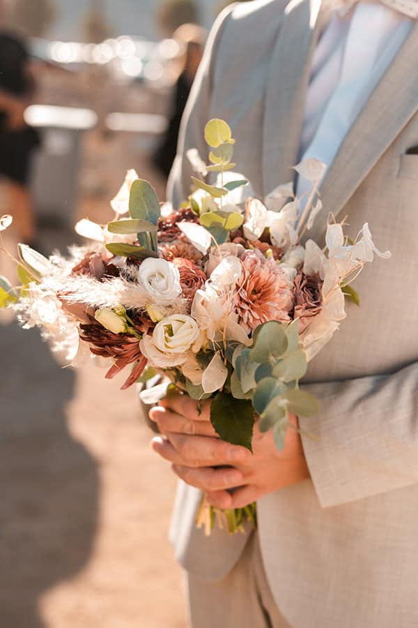boho-fall-wedding-tilos-pampas-grass-peach-hues_22