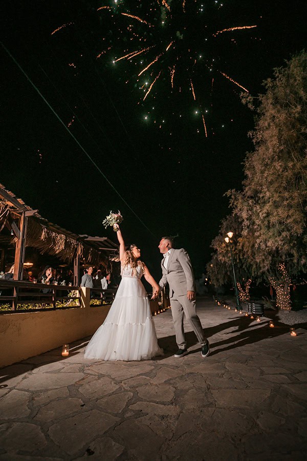 boho-fall-wedding-tilos-pampas-grass-peach-hues_40