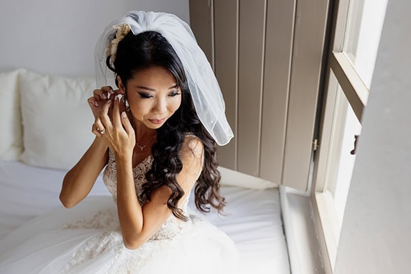 chic-wedding-santorini-romantic-touches-magnificent-snapshots_20