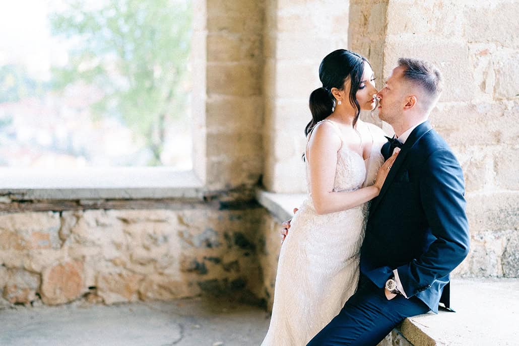 Chic γάμος στη Θεσσαλονίκη με λευκά τριαντάφυλλα και γαλάζιες πινελιές │ Πασχαλίνα & Νίκος