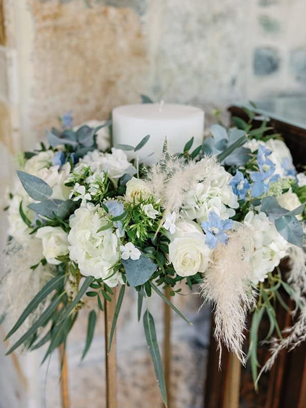 chic-wedding-thessaloniki-white-roses-light-blue-touches_24