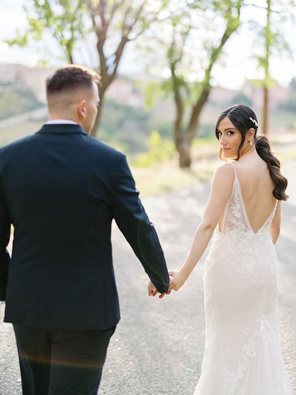 chic-wedding-thessaloniki-white-roses-light-blue-touches_38