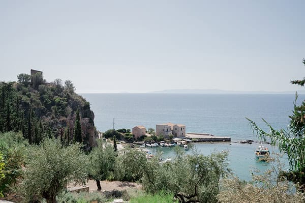 citrus-inspired-wedding-sea-village-olive-brunches_07