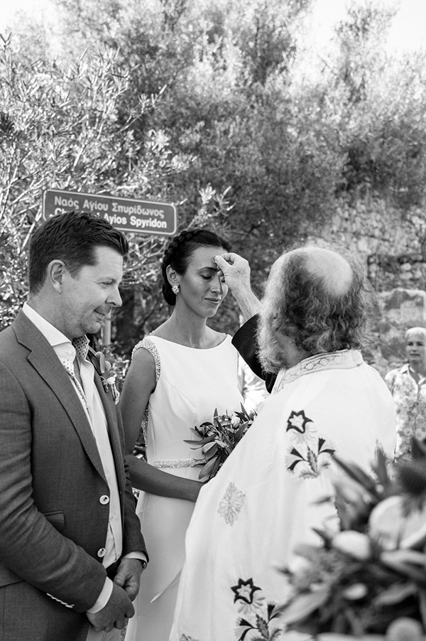 citrus-inspired-wedding-sea-village-olive-brunches_19