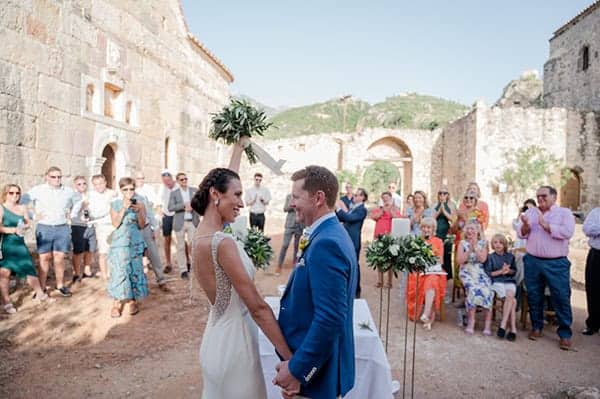 citrus-inspired-wedding-sea-village-olive-brunches_22