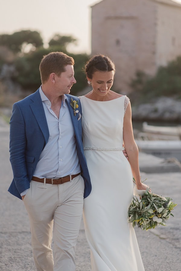 citrus-inspired-wedding-sea-village-olive-brunches_26