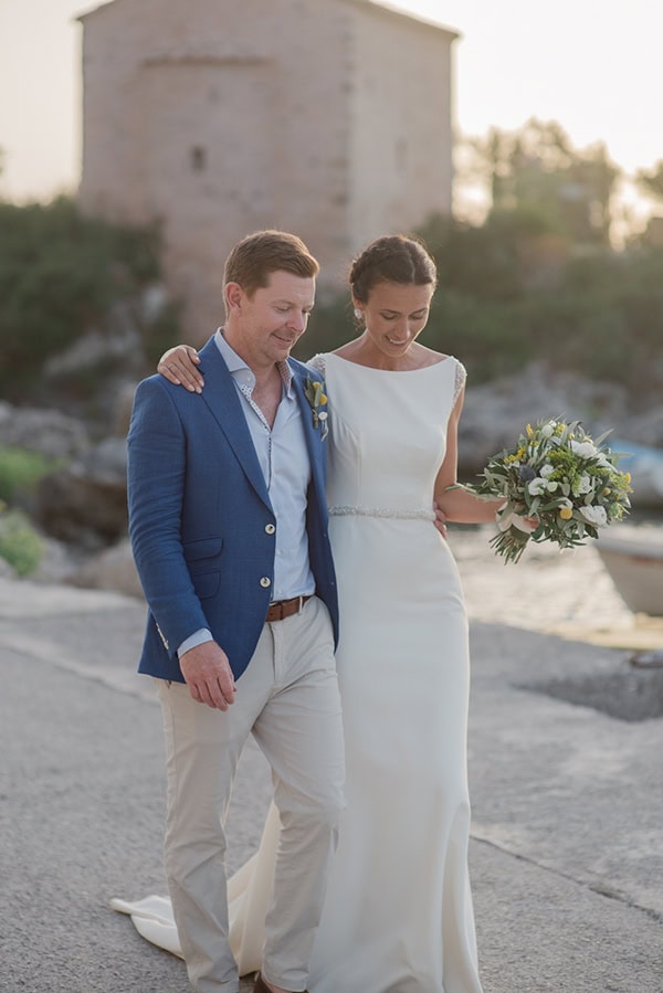 citrus-inspired-wedding-sea-village-olive-brunches_35