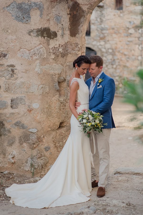 citrus-inspired-wedding-sea-village-olive-brunches_38