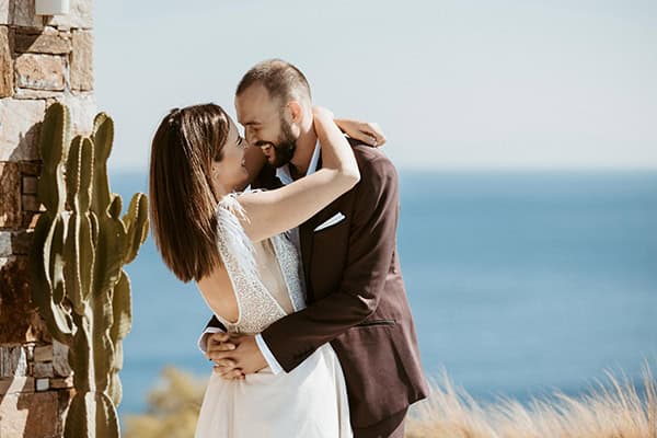 colorful-fall-wedding-syros-lovely-snapshots_03