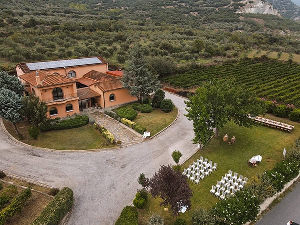 country-styled-civil-wedding-unique-florals-rustic-details_06