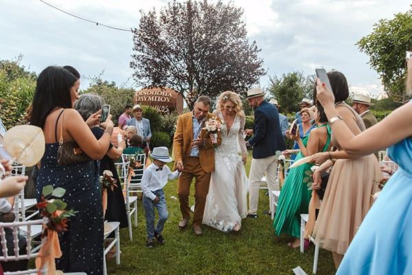 country-styled-civil-wedding-unique-florals-rustic-details_13x