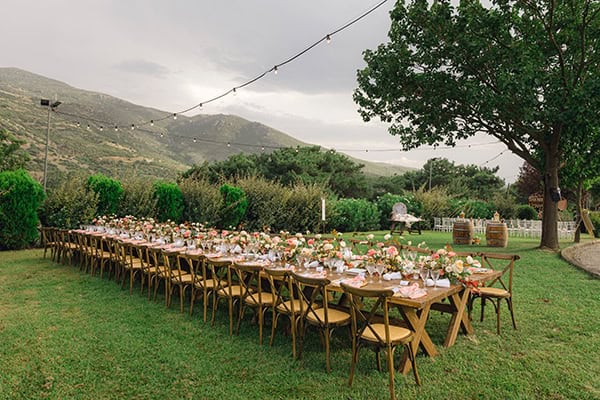 country-styled-civil-wedding-unique-florals-rustic-details_16