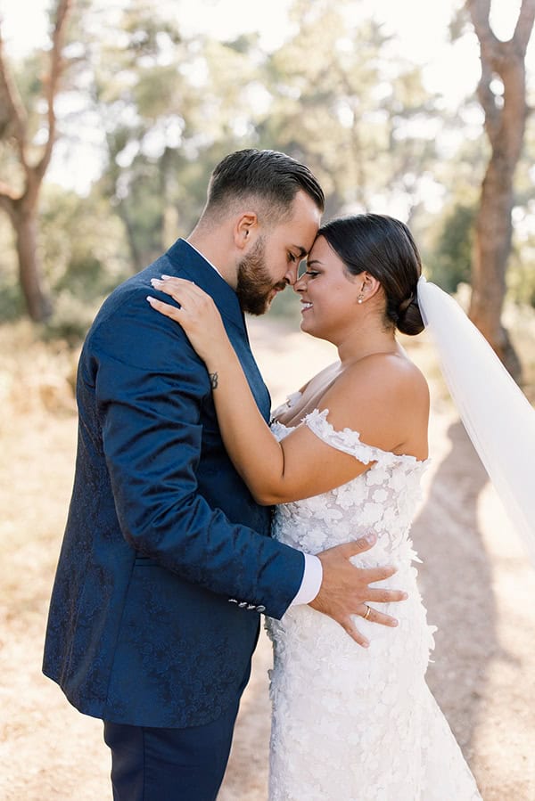 dreamy-summer-wedding-thessaloniki-impressive-floral-arrangements-white-color_79