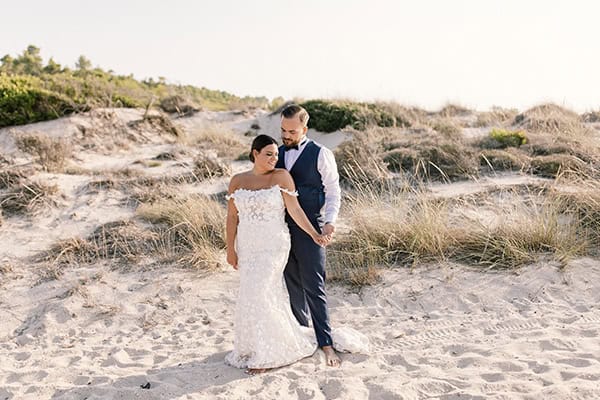 dreamy-summer-wedding-thessaloniki-impressive-floral-arrangements-white-color_79x
