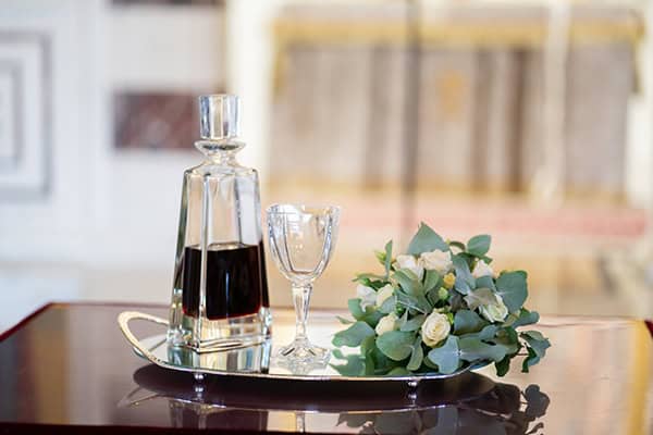 elegant-summer-wedding-drama-hydrangeas-peonies_22x