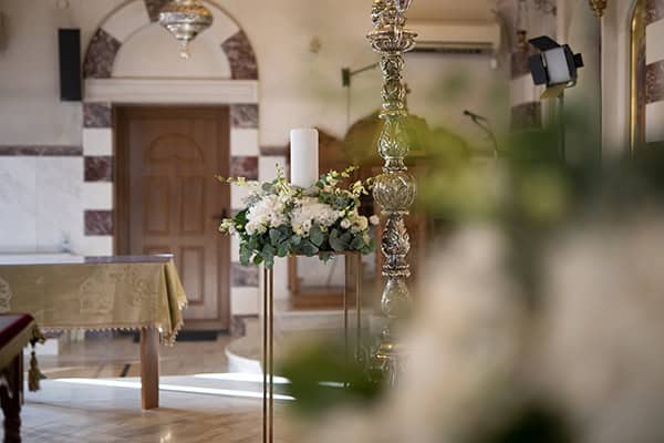 elegant-summer-wedding-drama-hydrangeas-peonies_23