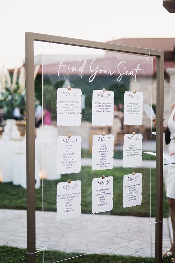 elegant-summer-wedding-drama-hydrangeas-peonies_37