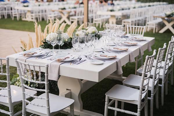 elegant-summer-wedding-drama-hydrangeas-peonies_49