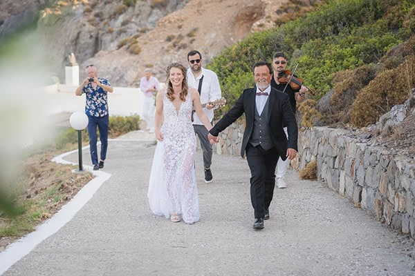 island-summer-wedding-patmos-olive-leaves-lavender_16