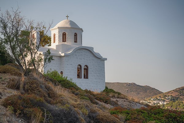 island-summer-wedding-patmos-olive-leaves-lavender_19x