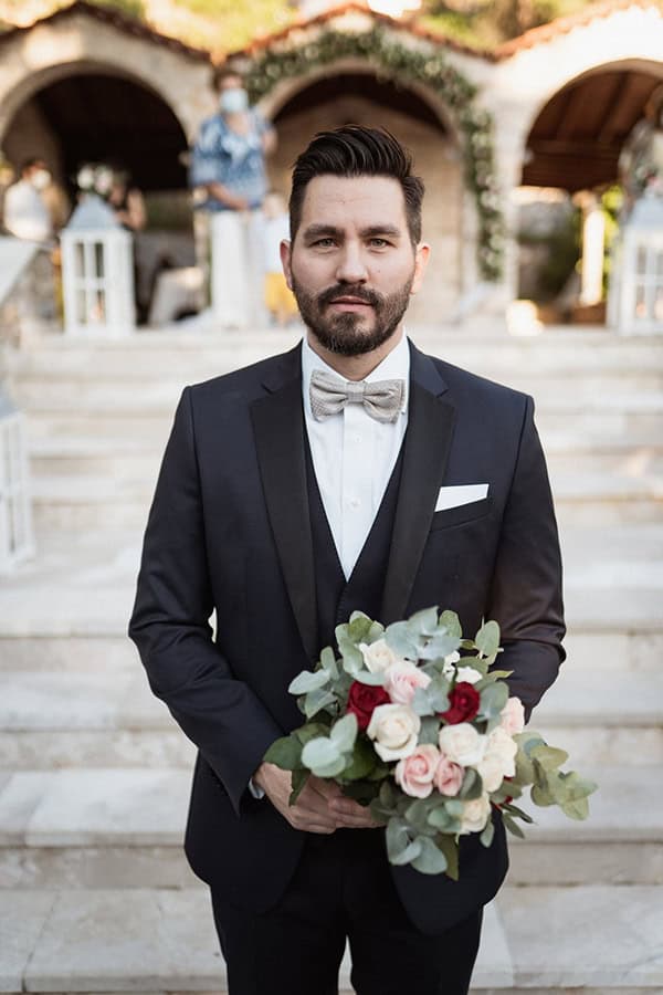lovely-athens-summer-wedding-white-roses_12