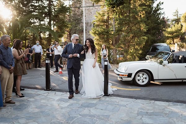 lovely-athens-summer-wedding-white-roses_16