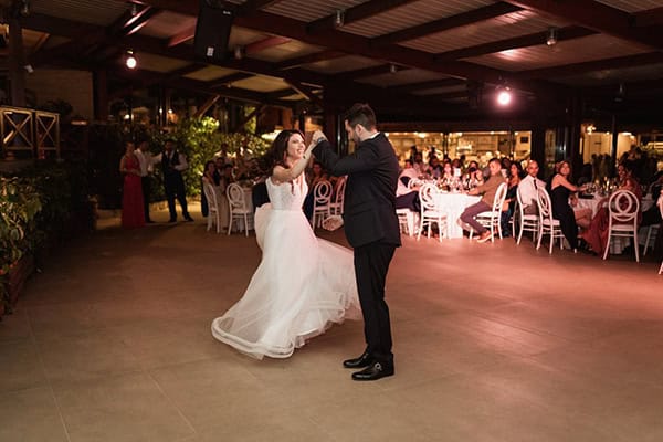 lovely-athens-summer-wedding-white-roses_26